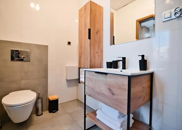 Revel Lägenhet Zator